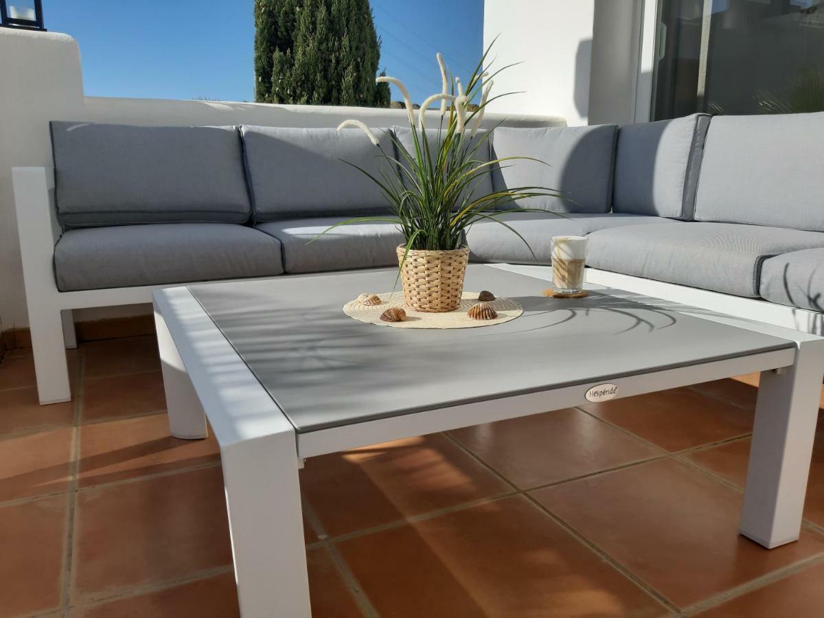 דירות Alcazaba Lagoon Estepona Golf מראה חיצוני תמונה